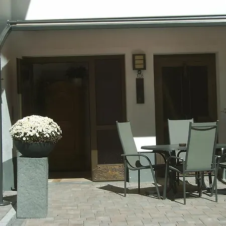 Haus Dorfschmied 3* Flirsch