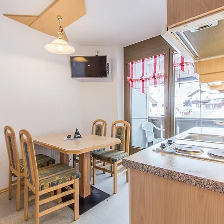 Haus Dorfschmied 3* Flirsch