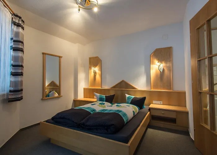 Haus Dorfschmied 3* Flirsch