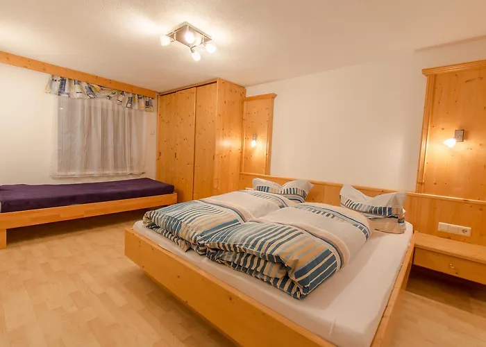 Haus Dorfschmied 3* Flirsch