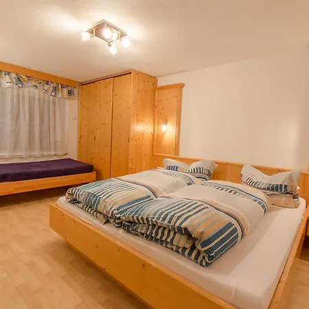 Haus Dorfschmied 3* Flirsch